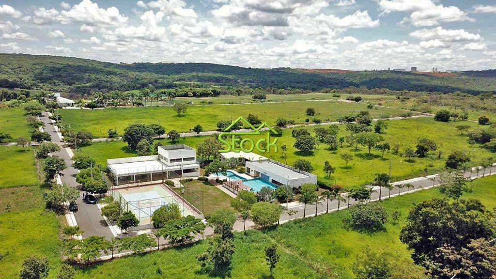 Lote, Condominio Vitoria Golf, 0 Quarto, 0 Vaga