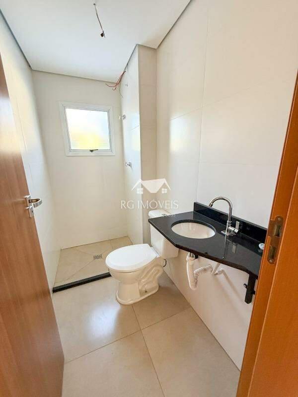 Apartamento, Miramar (barreiro), 2 Quartos, 1 Vaga, 1 Suíte