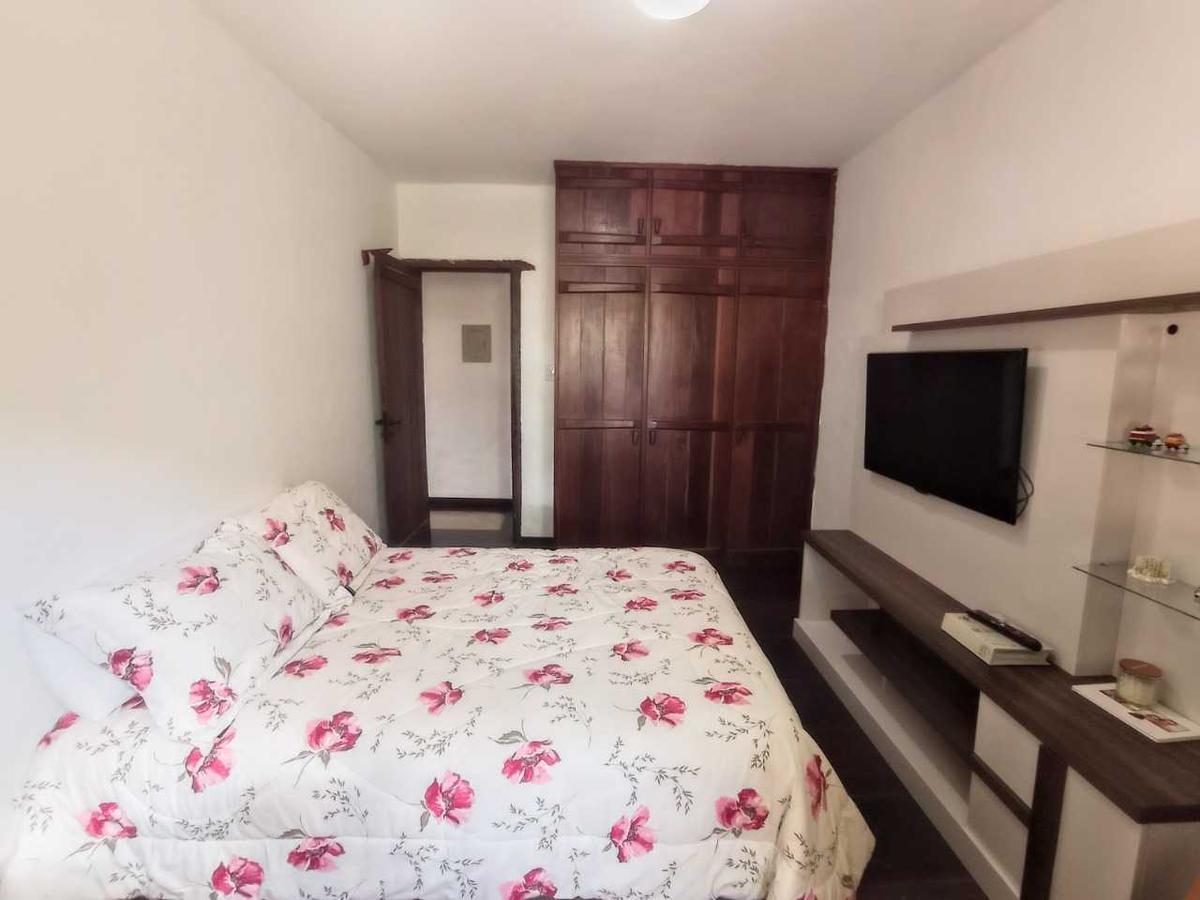 Casa, Castelo, 4 Quartos, 4 Vagas, 1 Suíte