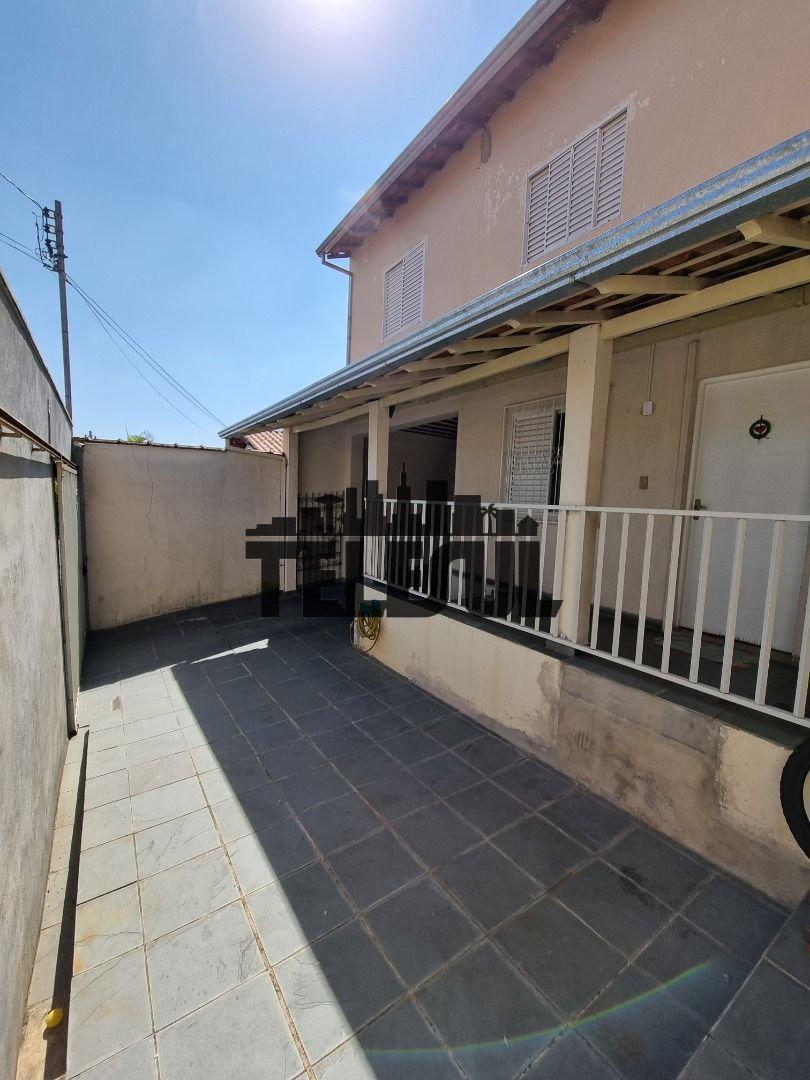 Casa, Pinheiros, 6 Quartos, 0 Vaga, 3 Suítes