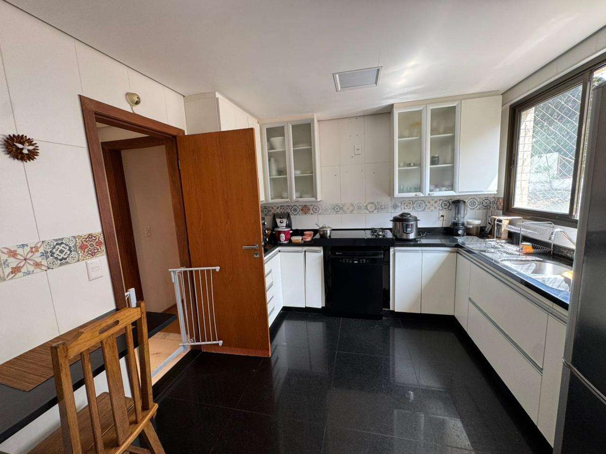 Apartamento, Sion, 4 Quartos, 3 Vagas, 3 Suítes