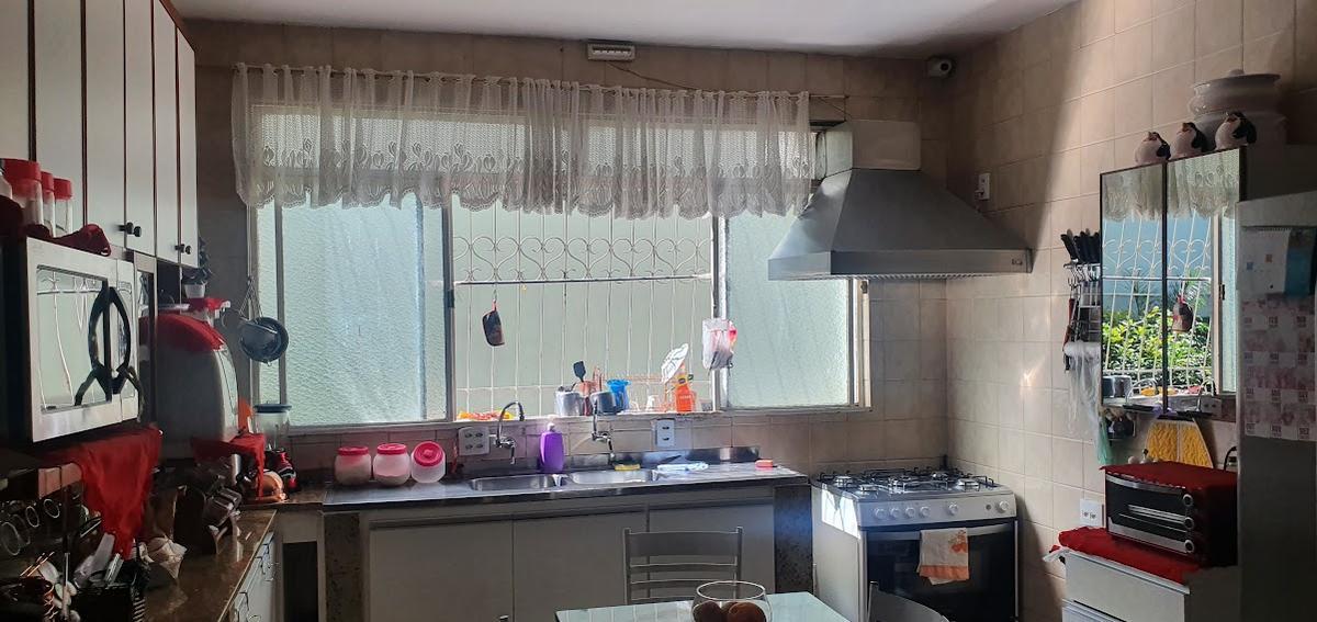 Casa, Buritis, 4 Quartos, 3 Vagas, 2 Suítes