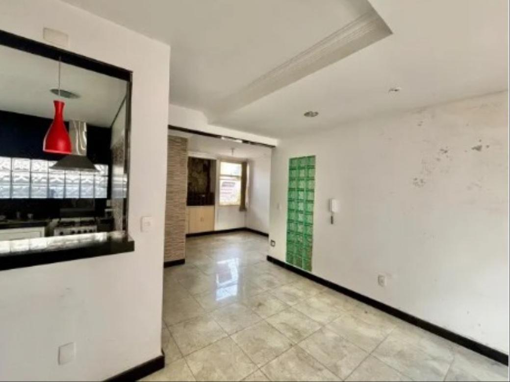 Cobertura, Santa Lúcia, 2 Quartos, 2 Vagas, 1 Suíte