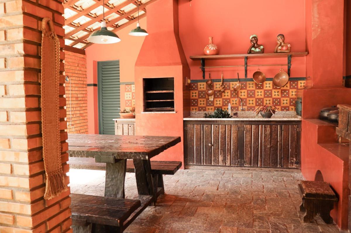 Fazenda, Parque Jardim Encantado, 4 Quartos, 4 Vagas, 1 Suíte