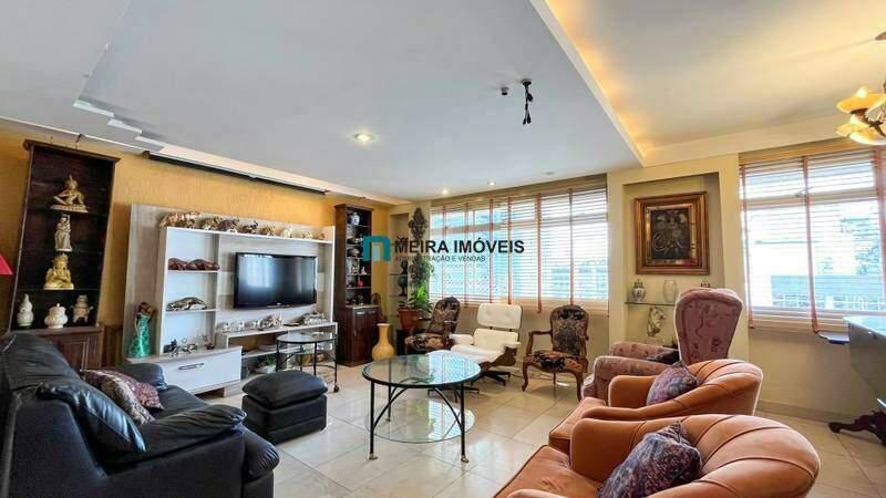 Apartamento, Funcionários, 4 Quartos, 2 Vagas, 1 Suíte