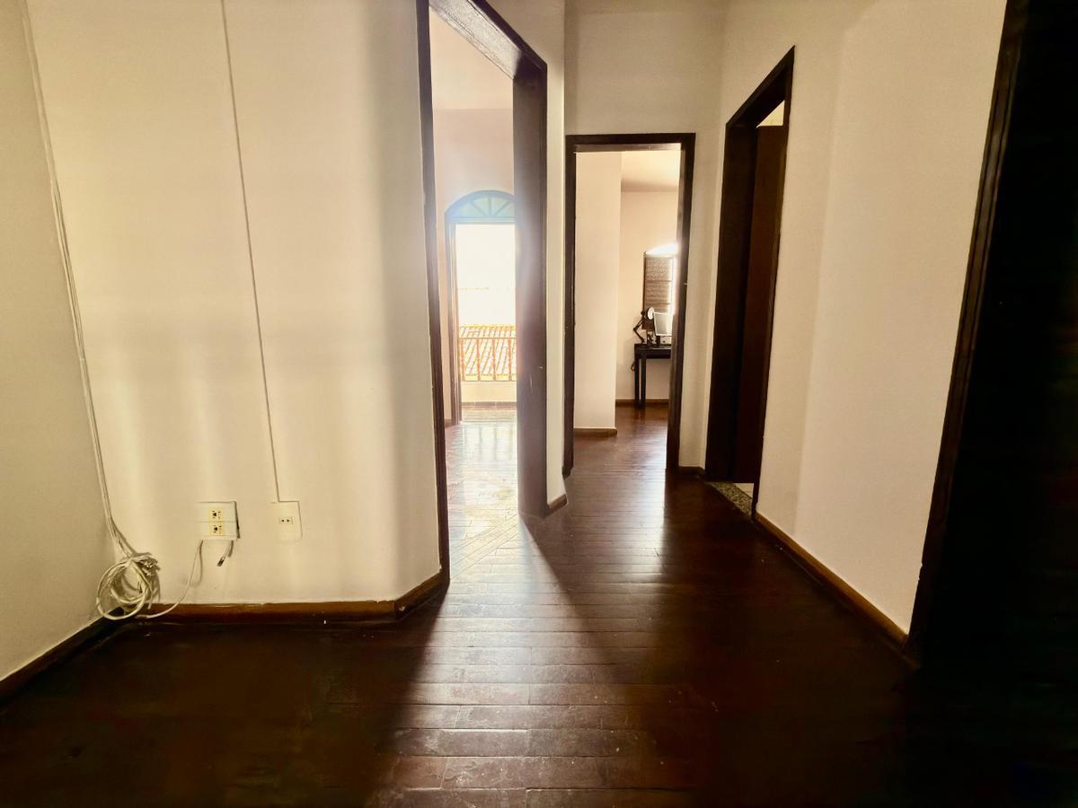 Casa, Jardim Leblon, 4 Quartos, 4 Vagas, 1 Suíte