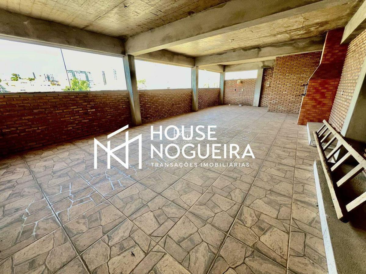 Casa, Santa Helena, 4 Quartos, 8 Vagas, 2 Suítes