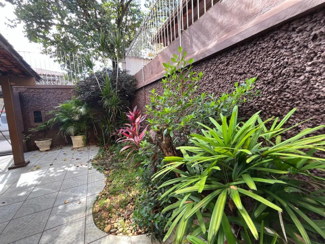 Casa, Carlos Prates, 3 Quartos, 2 Vagas