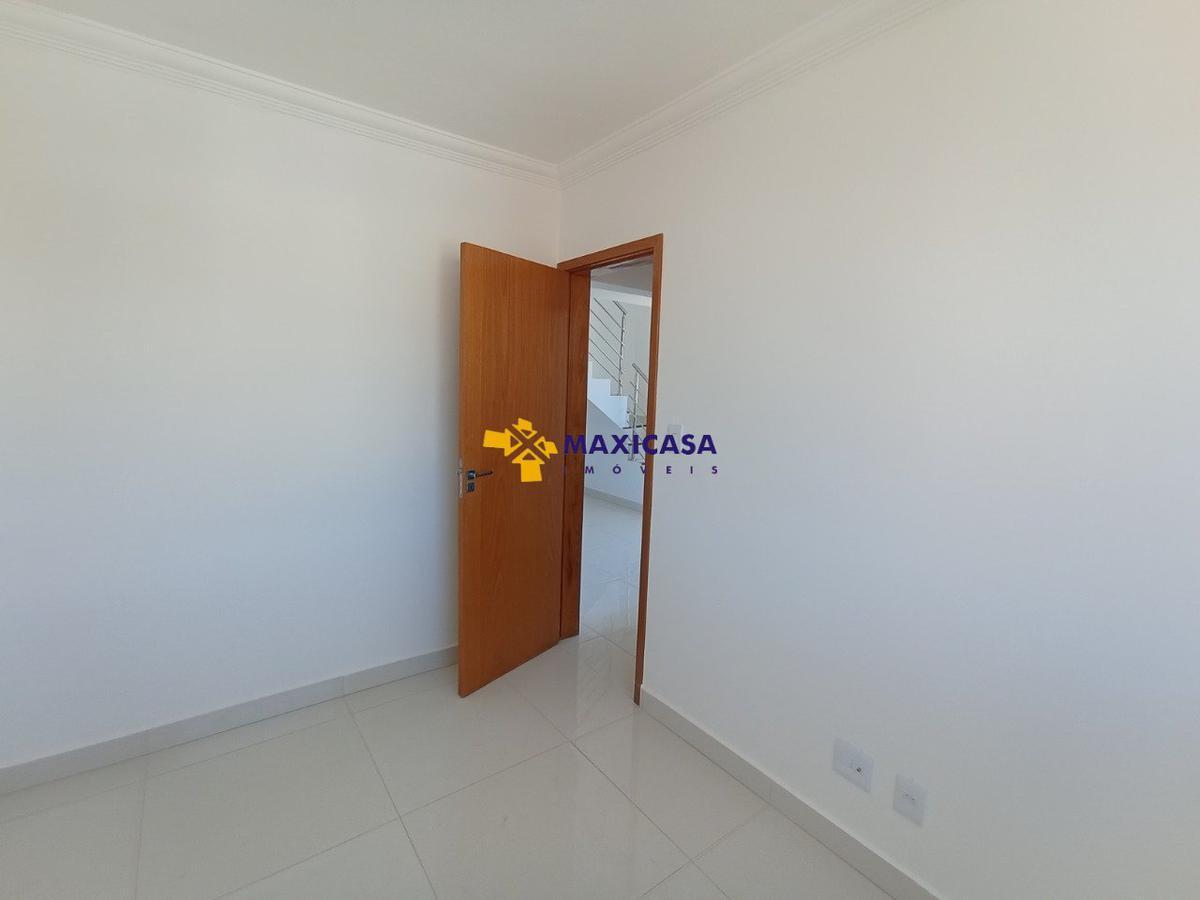 Apartamento, Santa Mônica, 2 Quartos, 1 Vaga