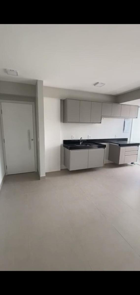 Apartamento, Ipiranga, 2 Quartos, 2 Vagas, 1 Suíte