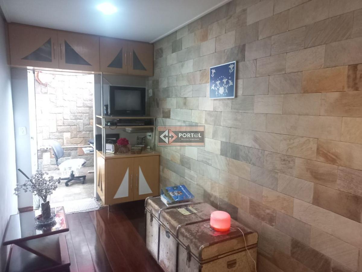 Casa, Vila Clóris, 4 Quartos, 5 Vagas, 1 Suíte