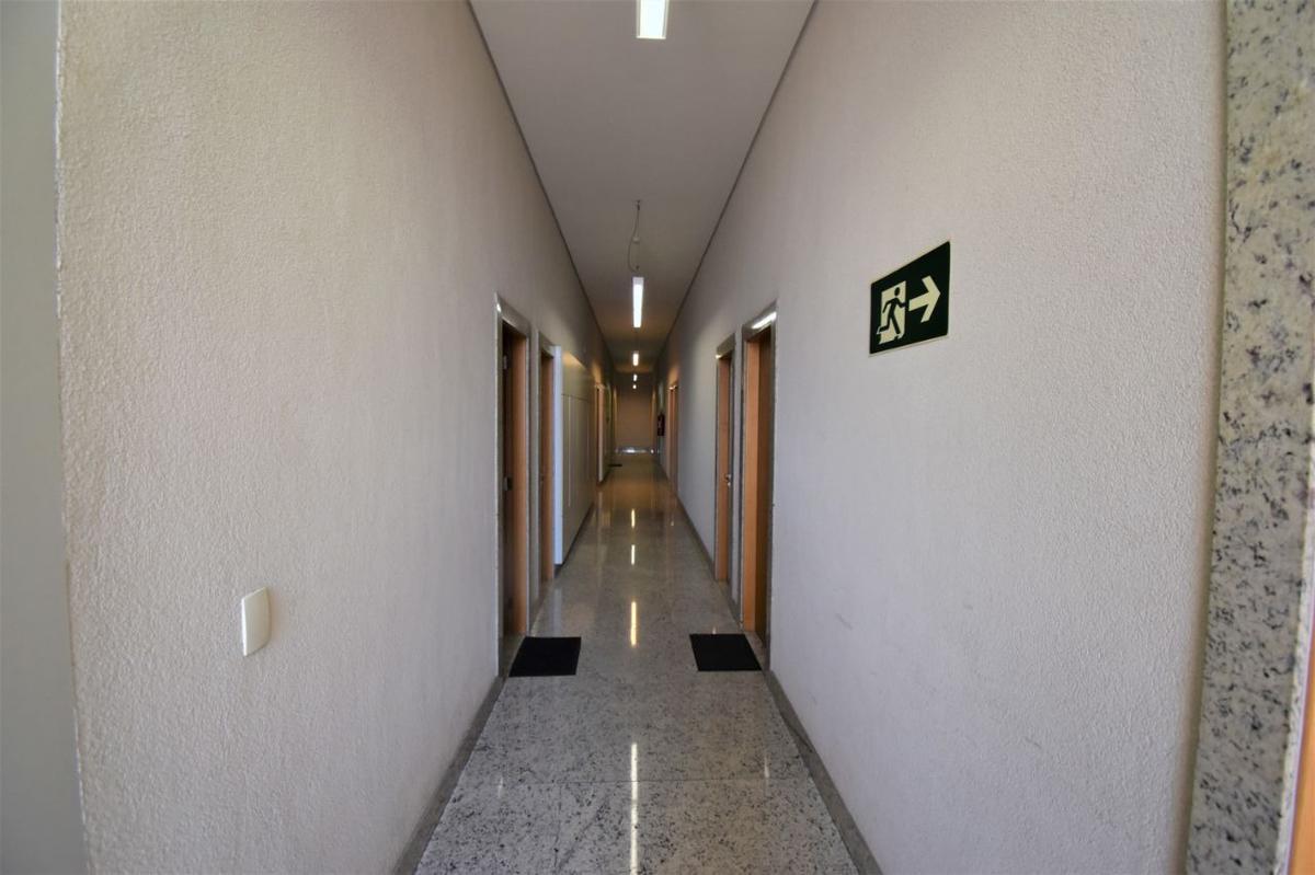 Sala, São José, 0 Quarto, 1 Vaga