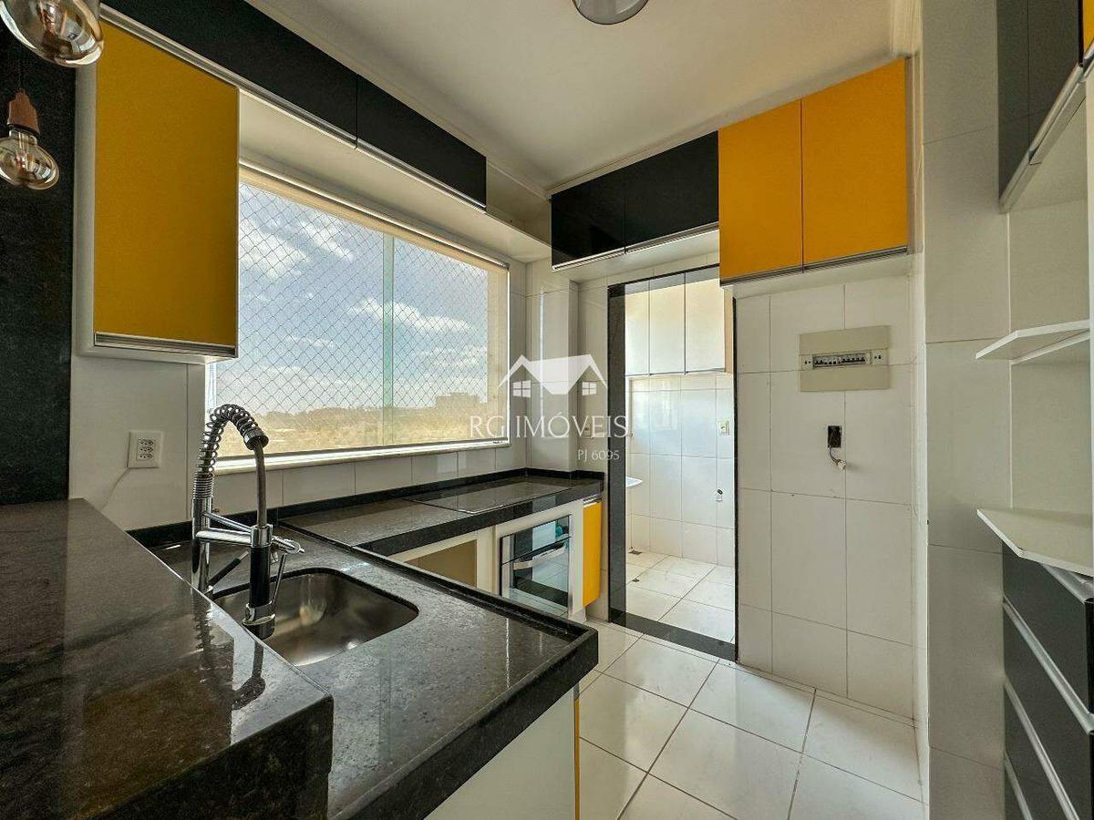 Apartamento, Miramar (barreiro), 3 Quartos, 2 Vagas, 1 Suíte