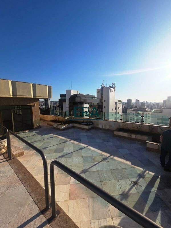 Cobertura, Funcionários, 5 Quartos, 4 Vagas, 4 Suítes