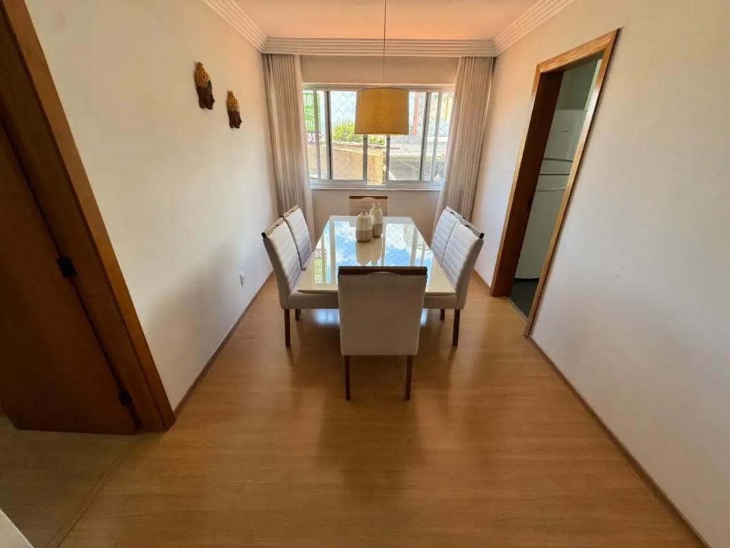 Apartamento, Sagrada Família, 3 Quartos, 2 Vagas, 1 Suíte