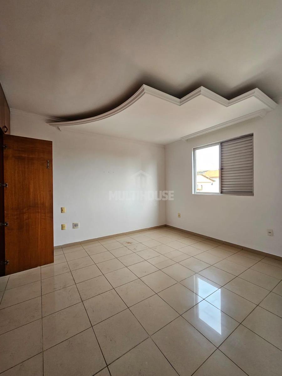 Apartamento, Jaraguá, 4 Quartos, 4 Vagas, 1 Suíte