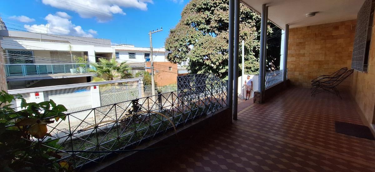 Casa, Sagrada Família, 3 Quartos, 1 Vaga