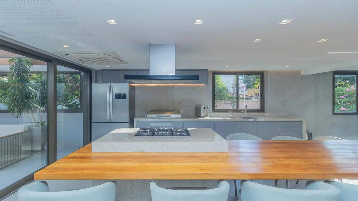 Cobertura, Serra, 3 Quartos, 2 Vagas, 1 Suíte