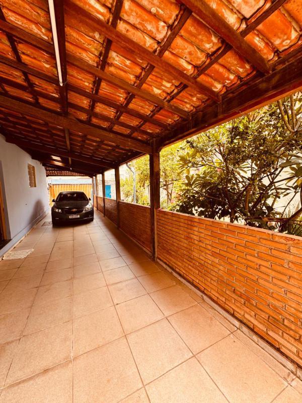 Casa, Jardim Riacho das Pedras, 3 Quartos, 4 Vagas, 1 Suíte