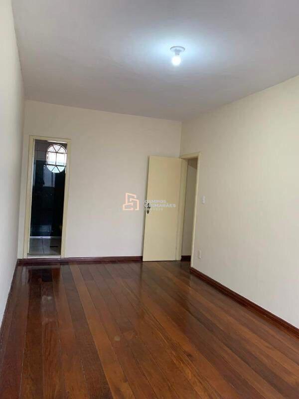 Casa, Flávio Marques Lisboa, 3 Quartos, 2 Vagas, 1 Suíte