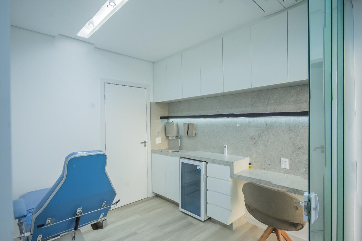 Sala, Prado, 2 Quartos, 0 Vaga, 2 Suítes