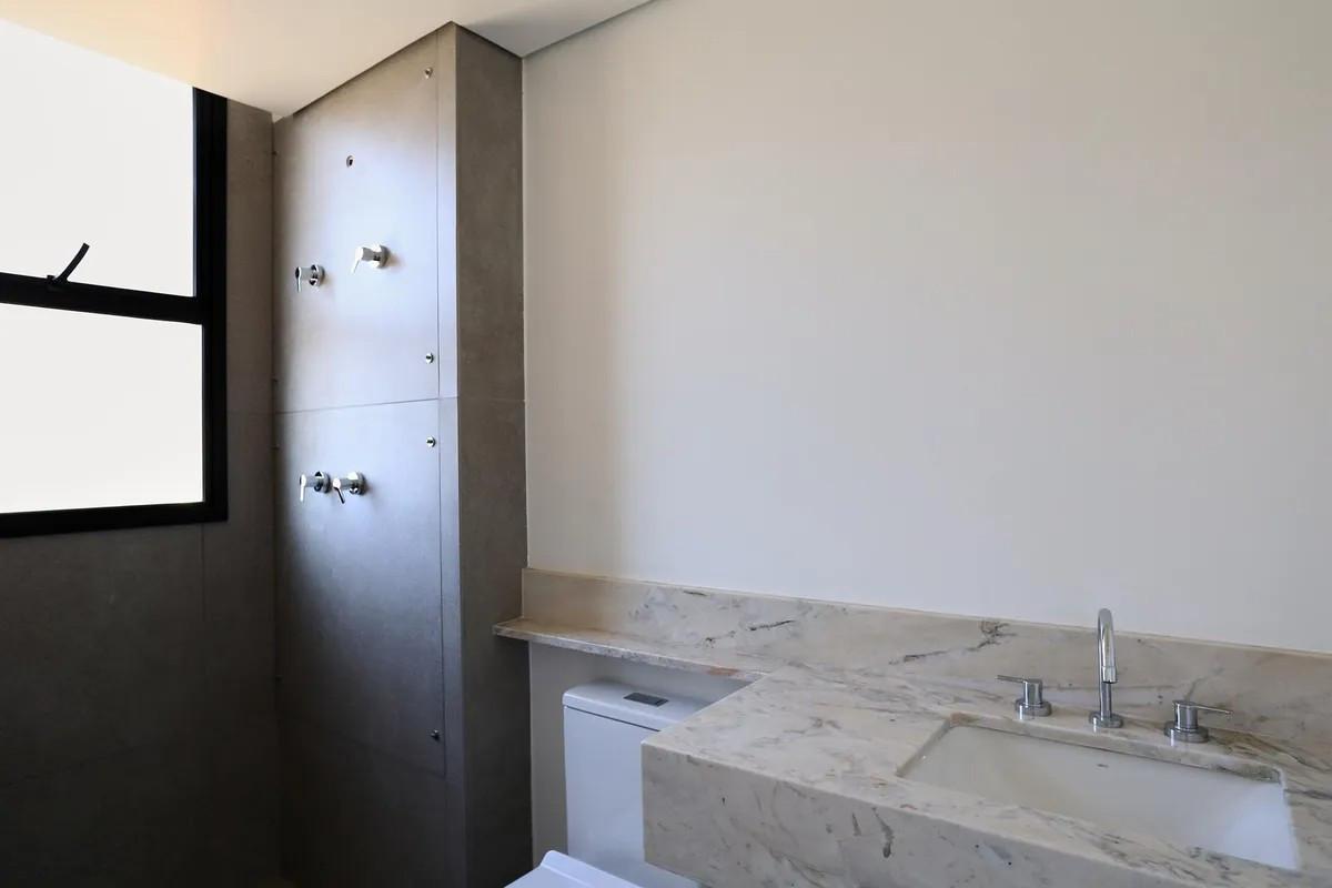 Apartamento, Lourdes, 4 Quartos, 3 Vagas, 2 Suítes