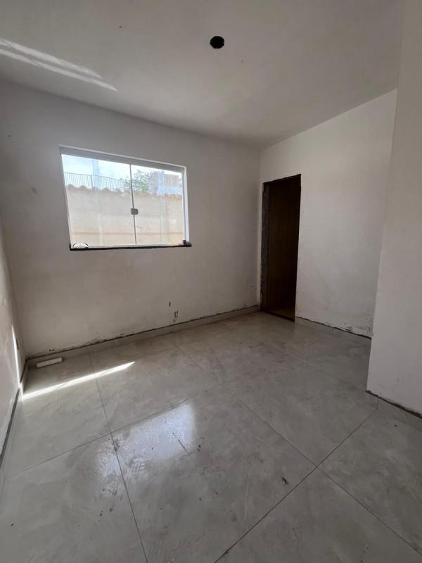 Casa, Centro, 3 Quartos, 2 Vagas, 1 Suíte