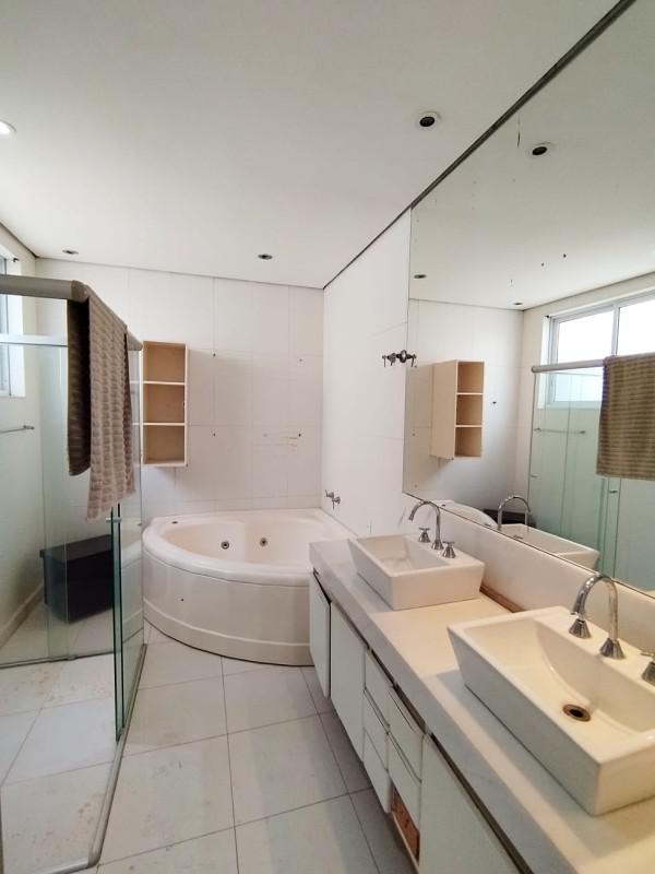 Casa, Bandeirantes (pampulha), 4 Quartos, 6 Vagas, 4 Suítes