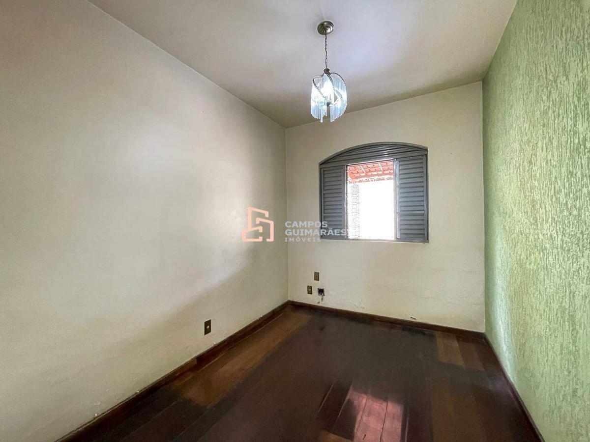 Casa, Serrano, 4 Quartos, 2 Vagas, 2 Suítes