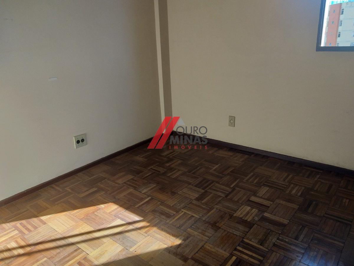 Apartamento, Floresta, 2 Quartos, 1 Vaga