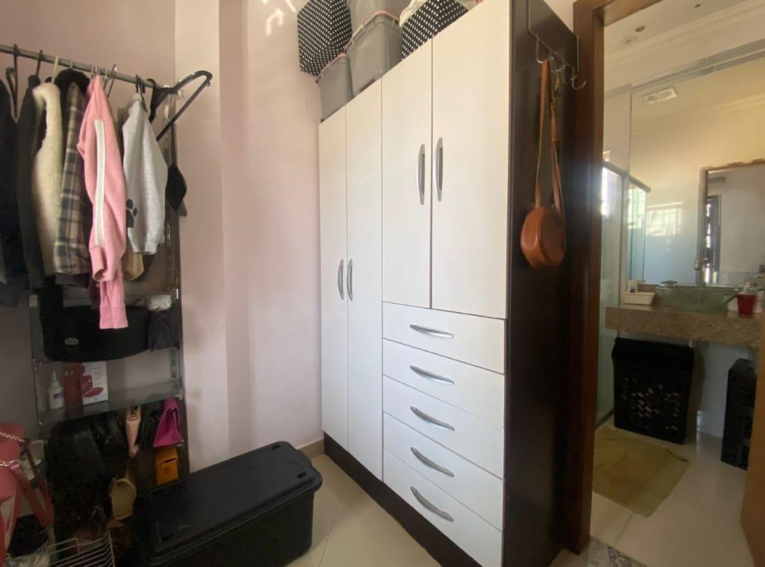 Casa, Serrano, 4 Quartos, 4 Vagas, 2 Suítes