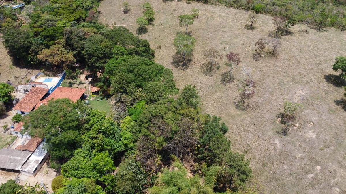 Fazenda, Centro, 3 Quartos, 10 Vagas, 2 Suítes