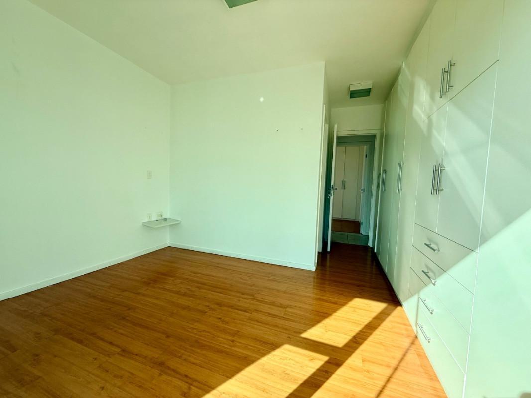 Cobertura, Funcionários, 3 Quartos, 3 Vagas, 1 Suíte