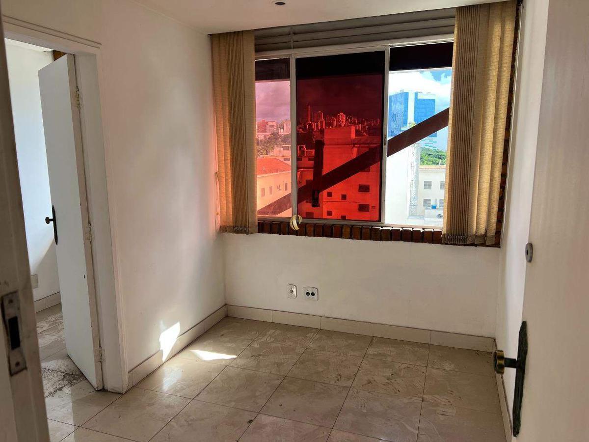 Sala, Barro Preto, 0 Quarto, 1 Vaga