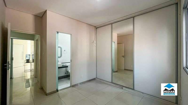 Casa, Sagrada Família, 4 Quartos, 3 Vagas, 1 Suíte