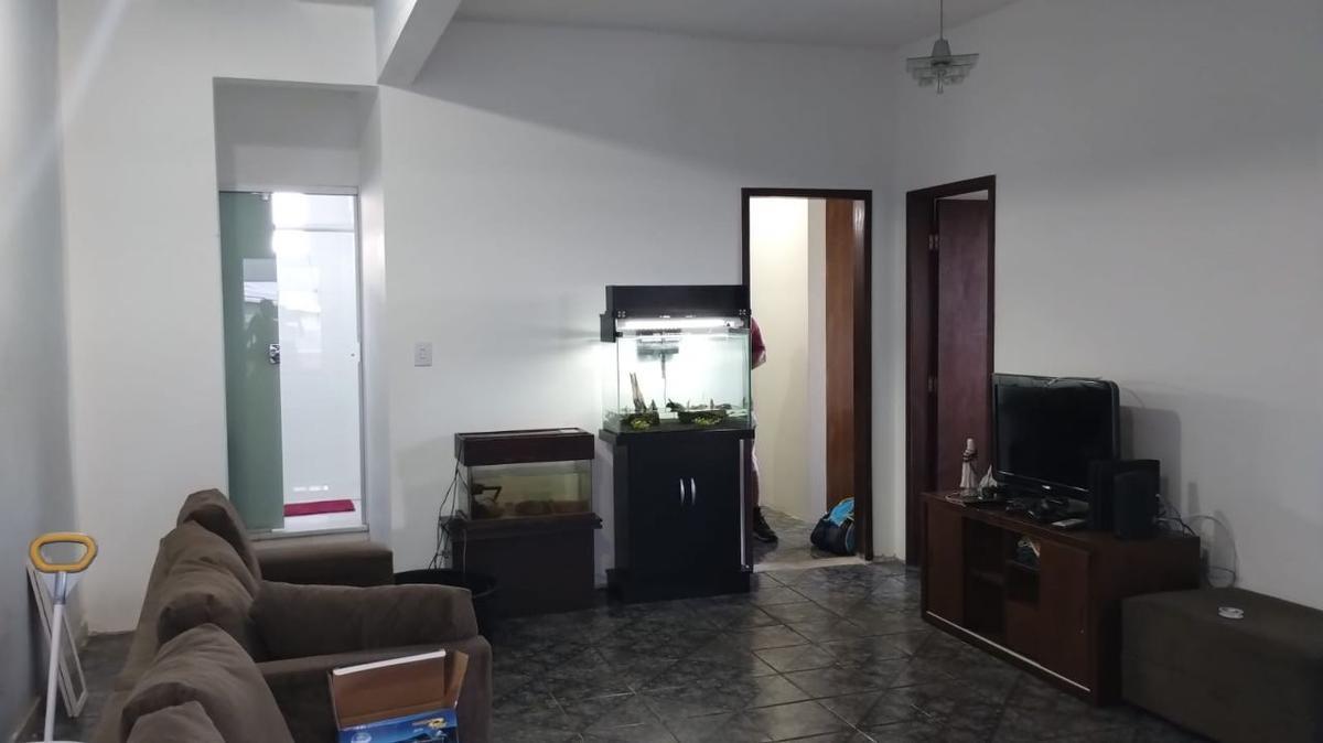 Prédio, Santa Cruz, 5 Quartos, 2 Vagas, 1 Suíte