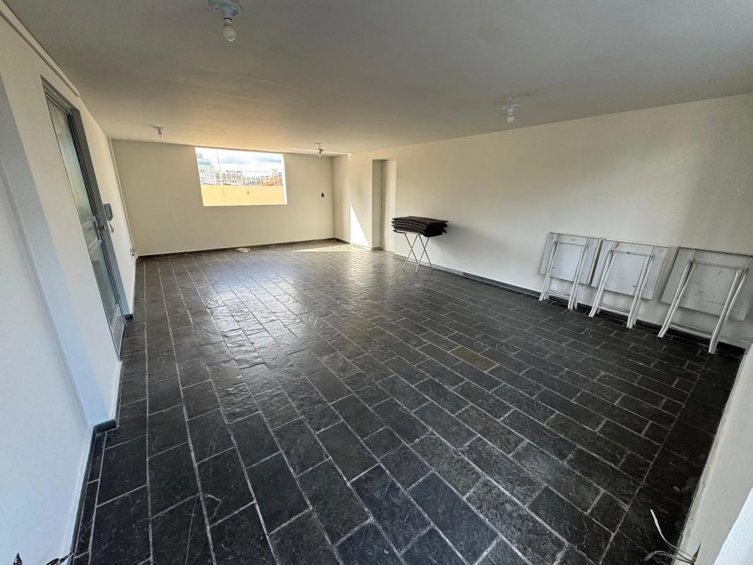 Apartamento, Sagrada Família, 2 Quartos, 1 Vaga