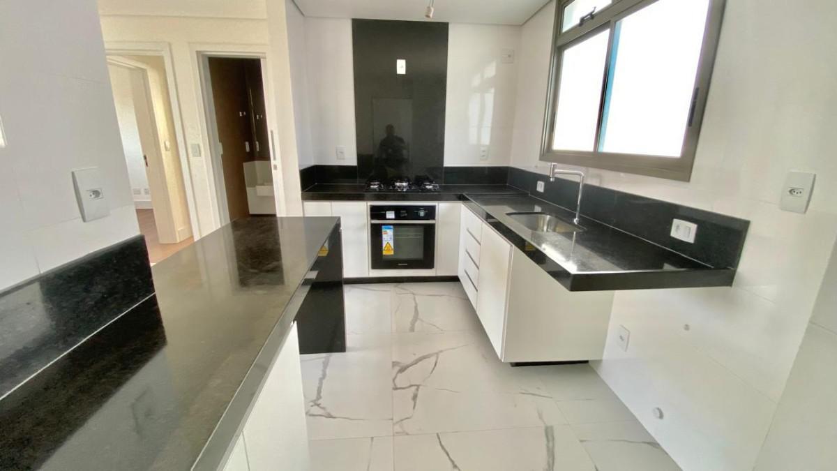 Cobertura, Santo Agostinho, 2 Quartos, 4 Vagas, 2 Suítes