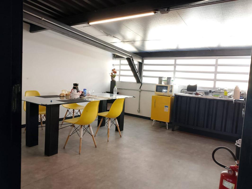 Sala, Cidade Nova, 0 Quarto, 10 Vagas