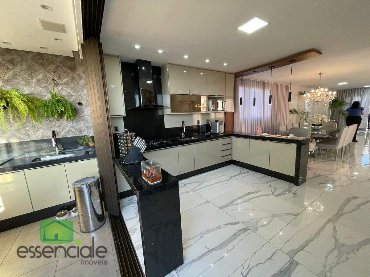 Cobertura, Fonte Grande, 3 Quartos, 4 Vagas, 3 Suítes