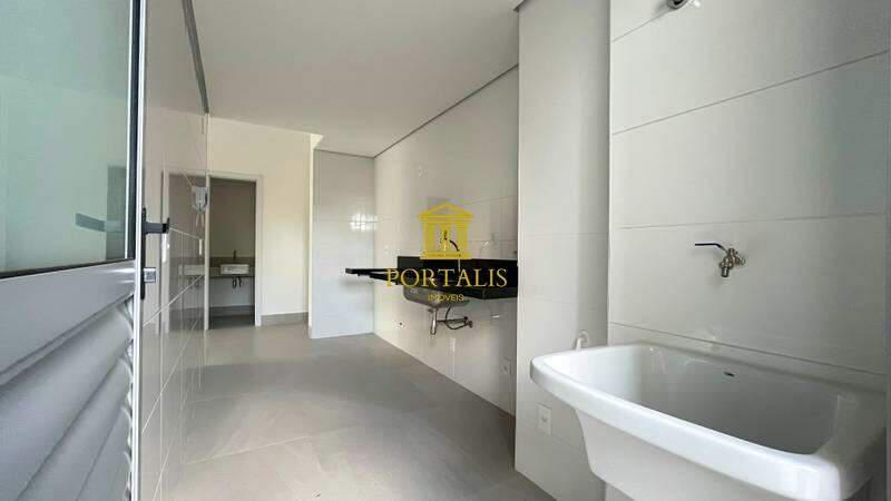 Apartamento, Sagrada Família, 3 Quartos, 2 Vagas, 1 Suíte