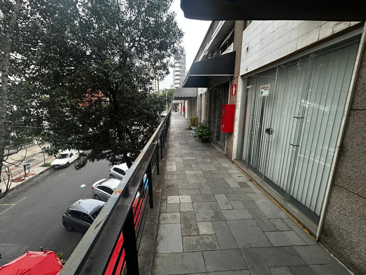 Andar, Savassi, 0 Quarto, 0 Vaga