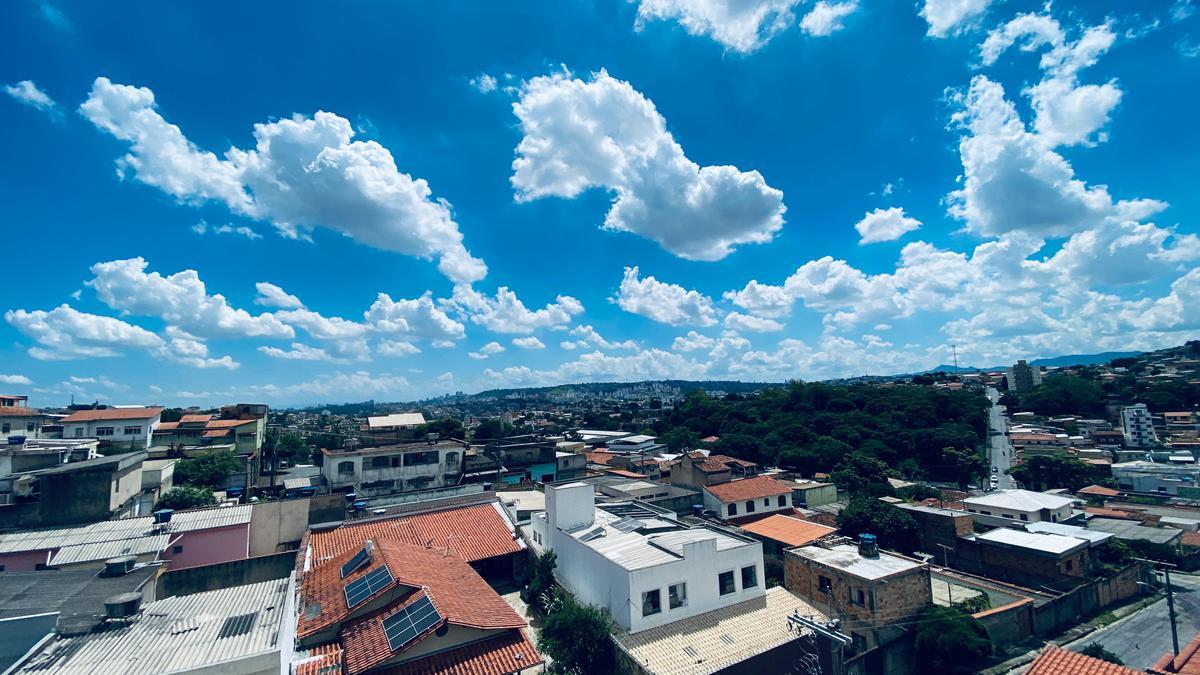 Apartamento, Coqueiros, 2 Quartos, 1 Vaga