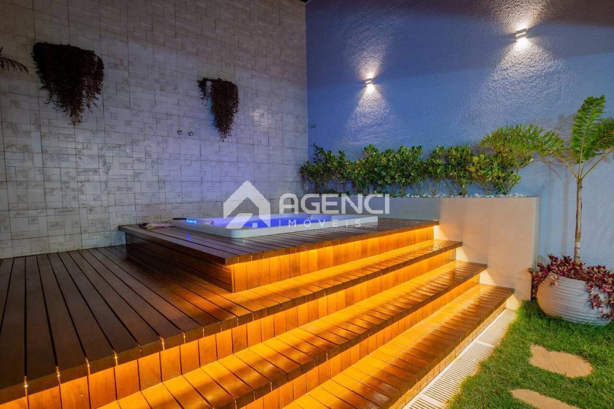 Casa, Cabral, 3 Quartos, 0 Vaga, 1 Suíte