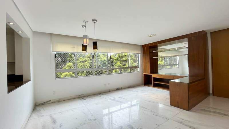 Apartamento, Funcionários, 3 Quartos, 2 Vagas, 2 Suítes