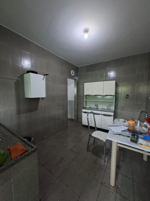 Casa, Novo Santa Cecília (barreiro), 4 Quartos, 8 Vagas