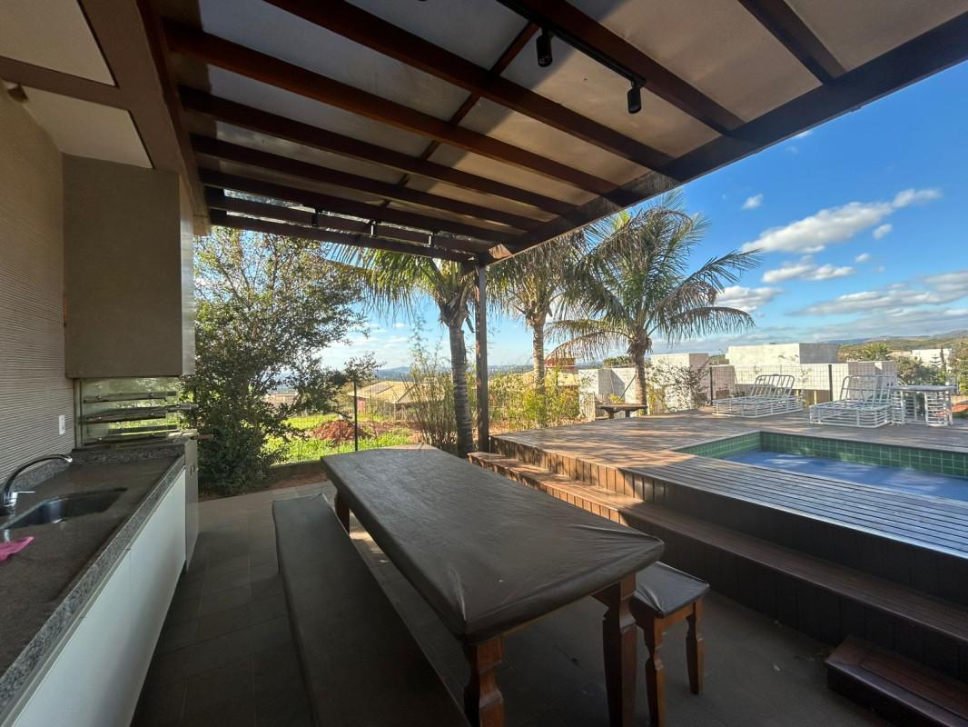 Casa, Serra dos Bandeirantes, 4 Quartos, 4 Vagas, 4 Suítes