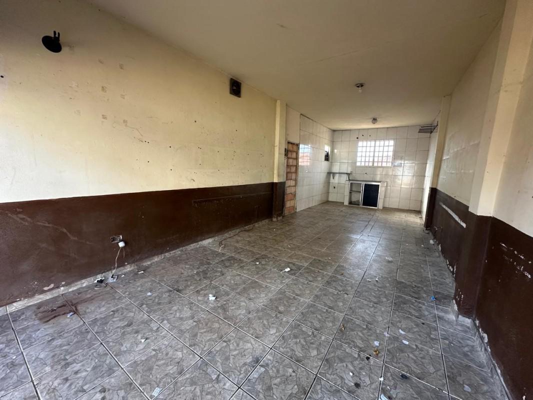 Casa, Centro, 2 Quartos, 1 Vaga, 1 Suíte