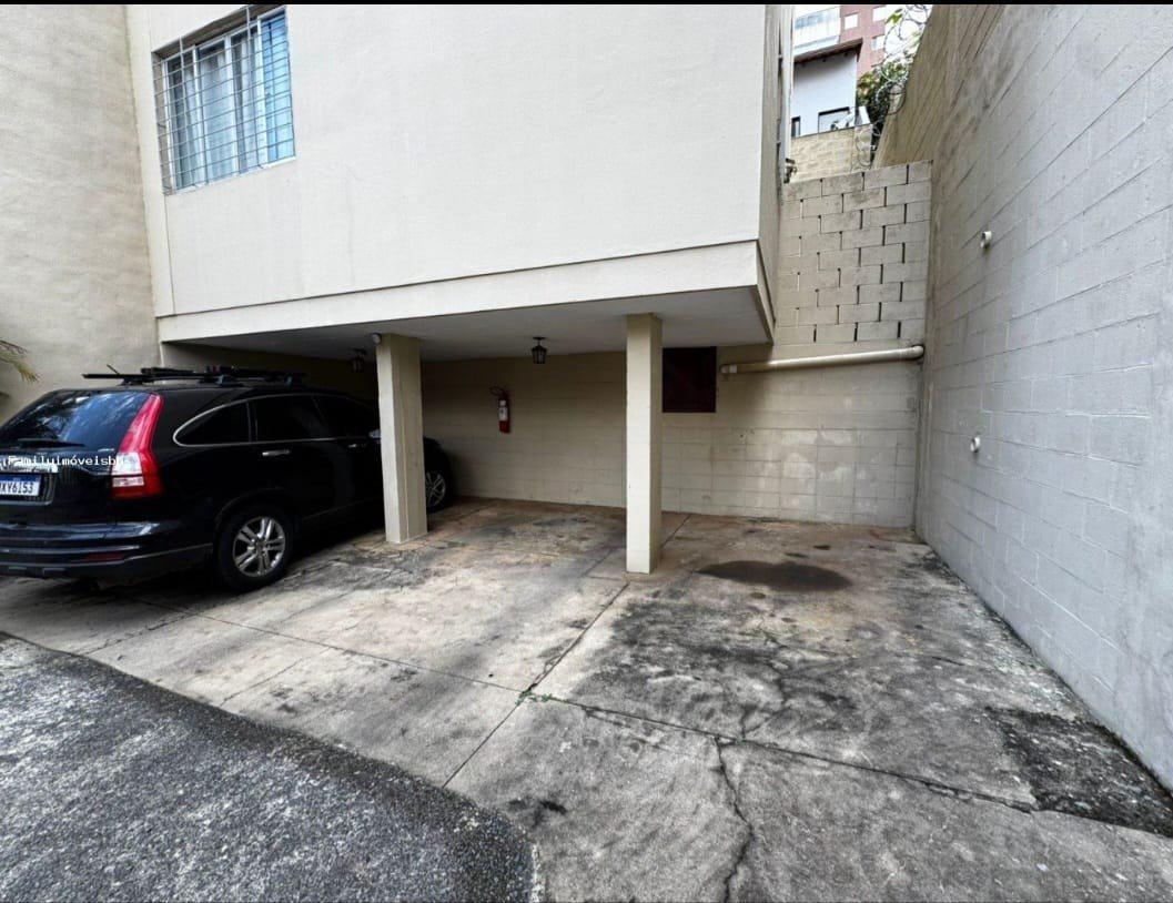 Apartamento, Sagrada Família, 3 Quartos, 1 Vaga, 1 Suíte