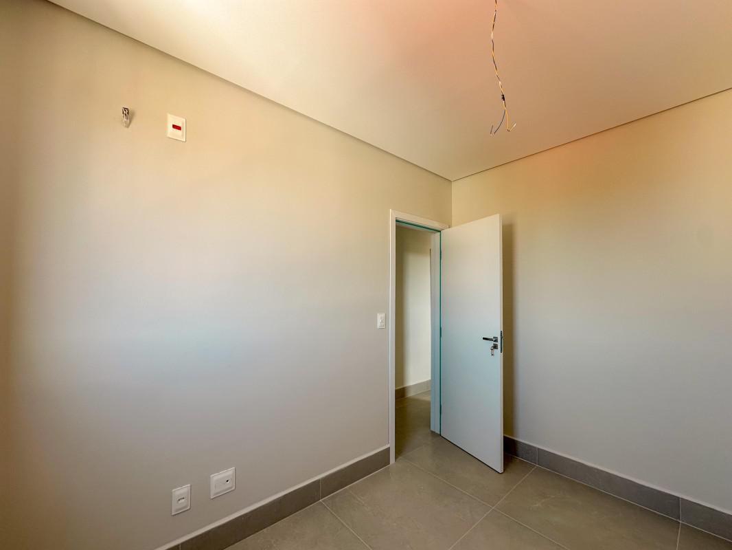 Cobertura, Planalto, 3 Quartos, 2 Vagas, 1 Suíte